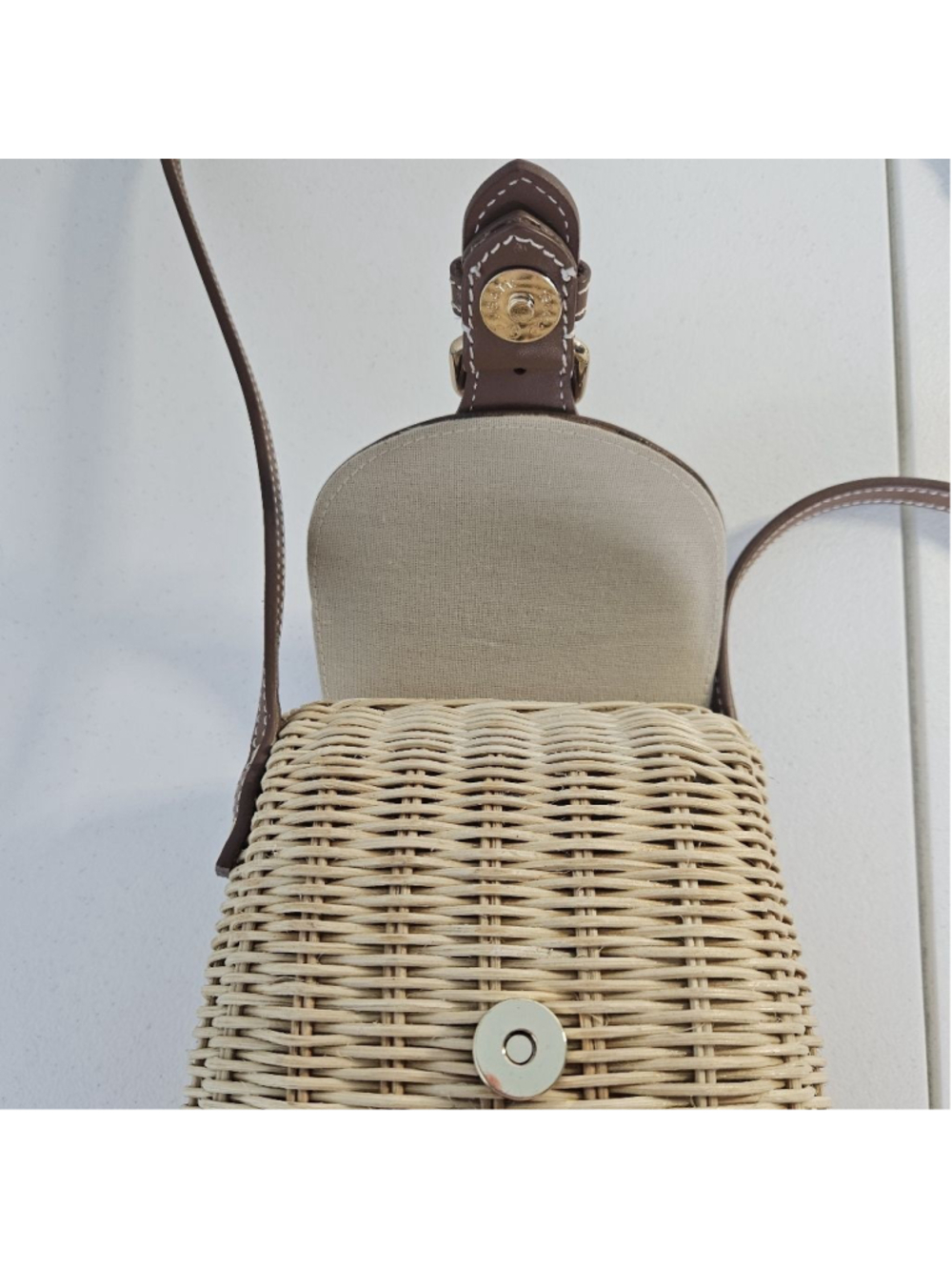 MARK & GRAHAM Wicker & Leather Buckle Crossbody Bag Small Handwoven - Picture 9 of 13